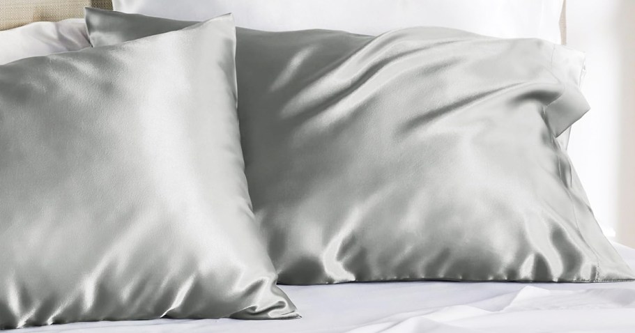 *HOT* Satin Pillowcase 2-Pack $5 Shipped for Prime Members (Over 214,000 5-Star Ratings!)