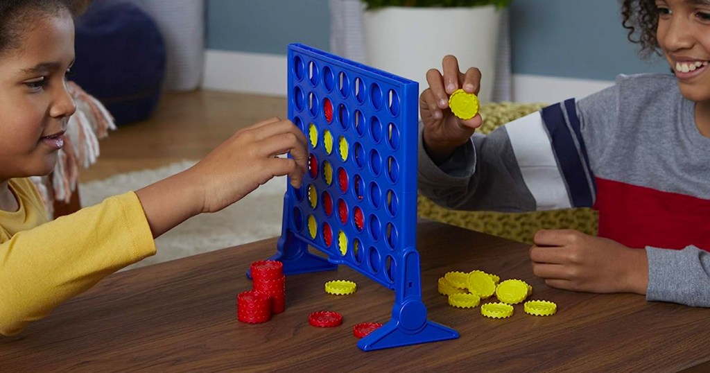 kids playing connect 4