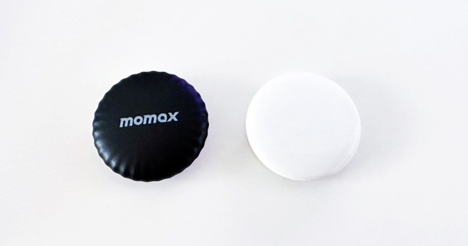 black momax tracker next to an apple airtag