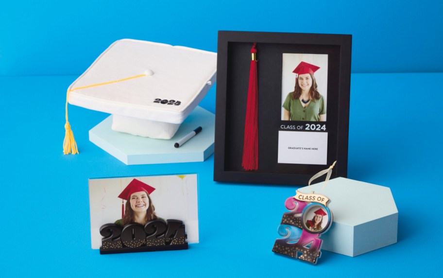 Hallmark Graduation Gifts for 2024