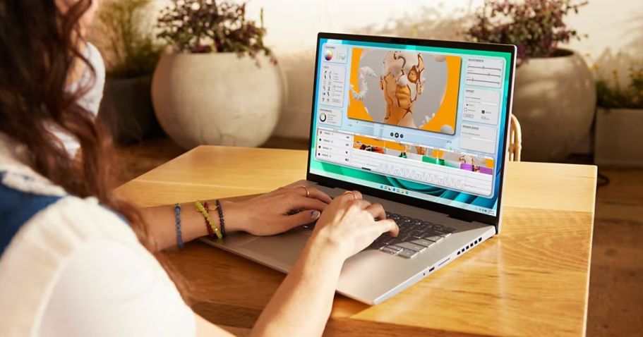 Up to $450 Off Dell Inspirion Laptops + Free Shipping | Prices Starting at $299.99!