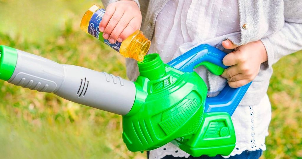 Maxx Bubbles Toy Bubble Leaf Blower