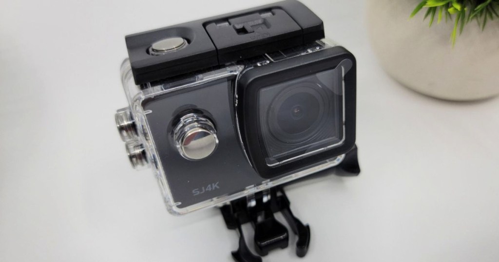 action camera