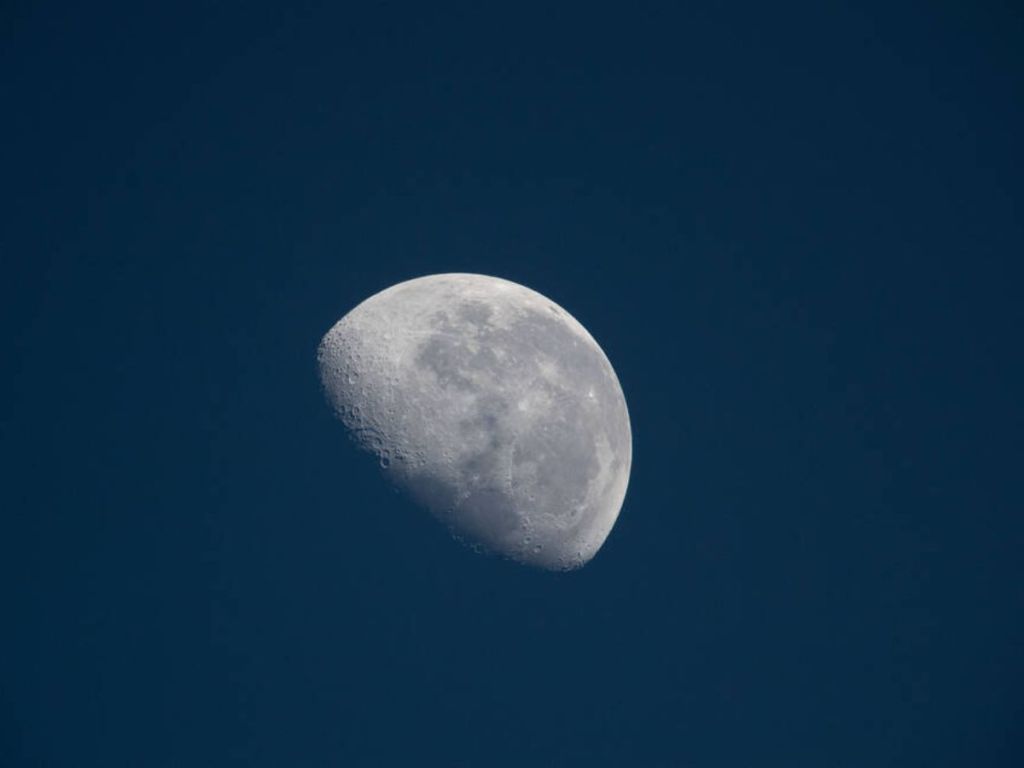 half moon