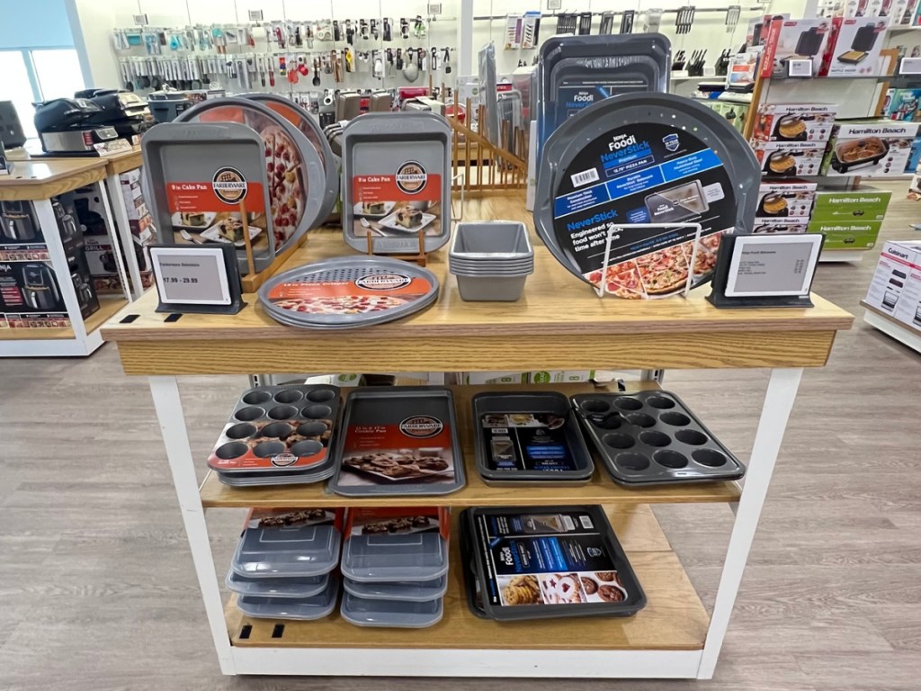 bakeware in-store