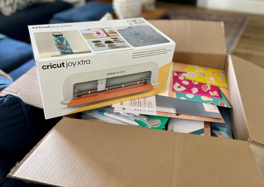 The Cricut Joy Xtra QVC bundle