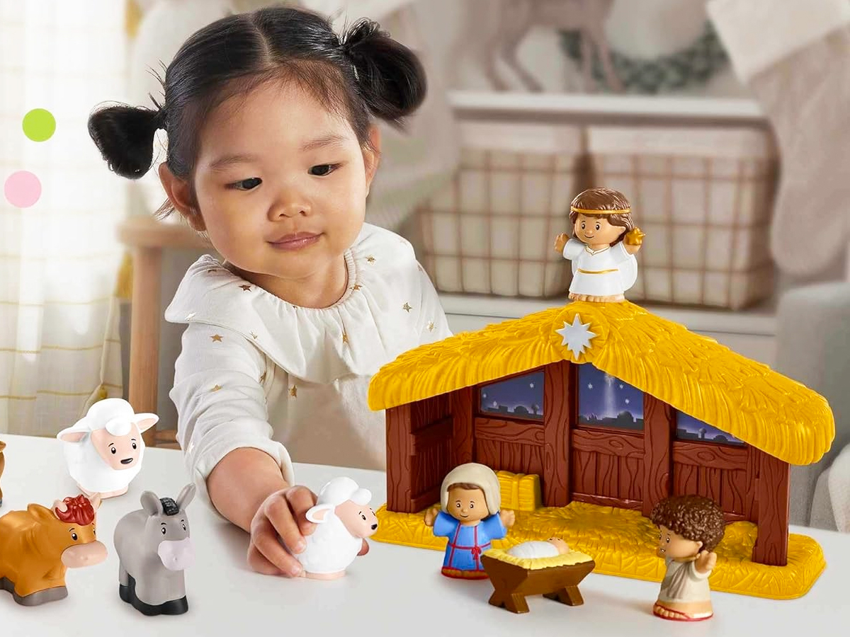 Fisher-Price Little People Nativity Set w/ Music & Light Only $29.99 on Amazon