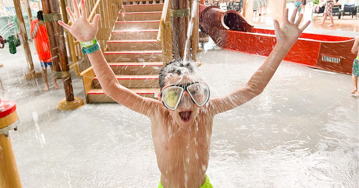 Great Wolf Lodge Just $93 Per Night + SIX Waterpark Passes (Beat Cold Temps w/ Heated Pools!)