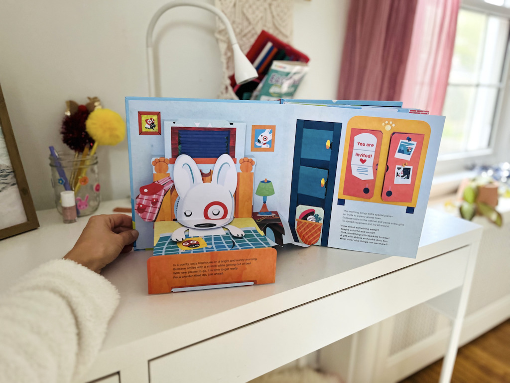 opening Target bullseye popup book 