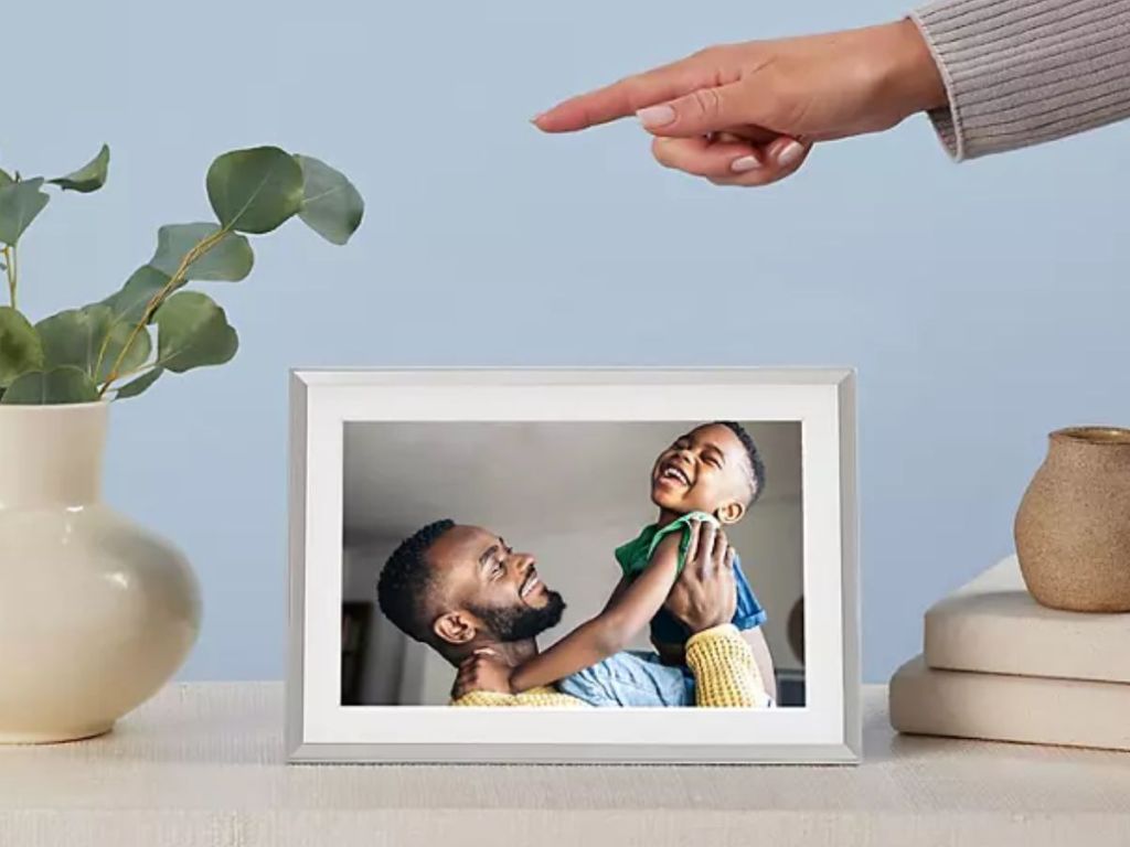 Aura Frames Digital Photo Frame, Cooper Clay