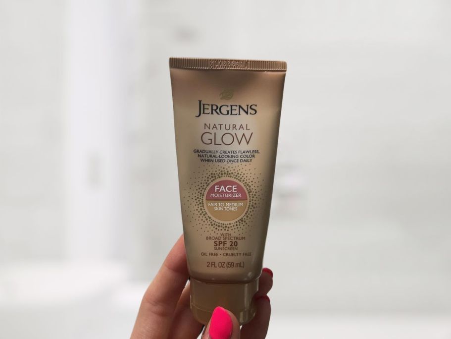 Jergens Natural Glow Face Lotion Only $2.69 Shipped on Amazon (Reg. $12)