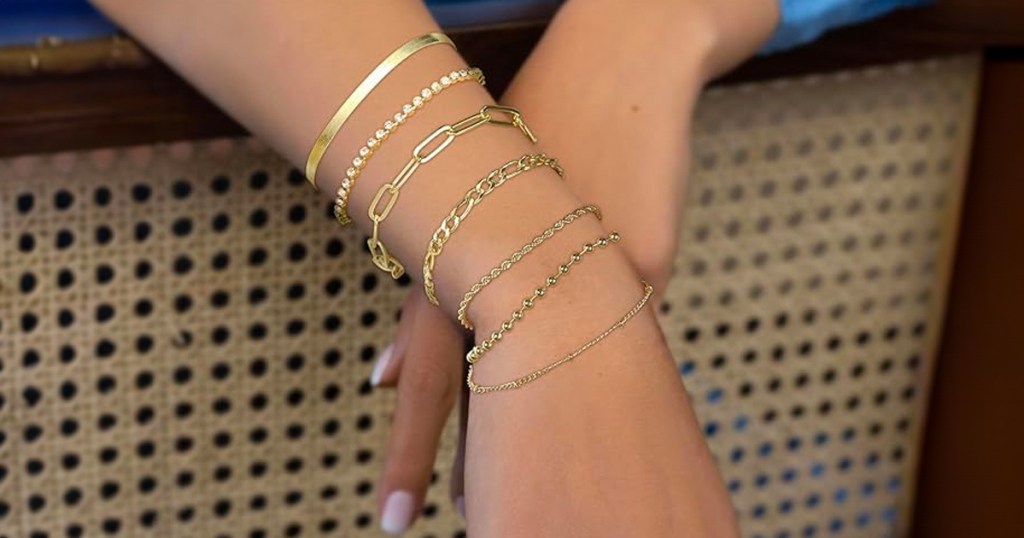 Emibele Gold-Plated 7-Piece Bracelet Stack