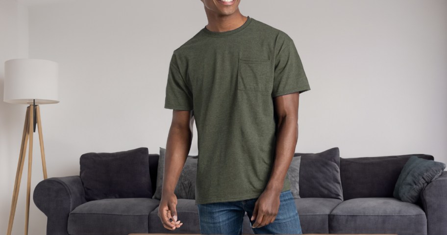 Fruit of the Loom Men's Eversoft Cotton Short Sleeve Pocket T-Shirt