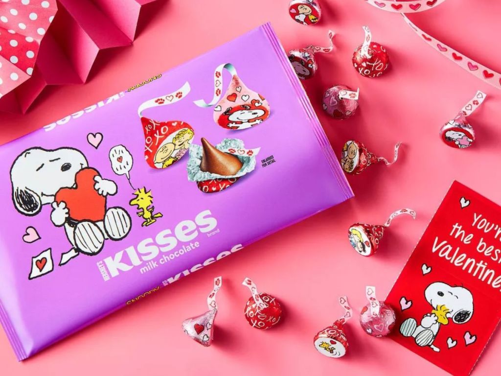 Snoopy Valentine's Hershey Kisses