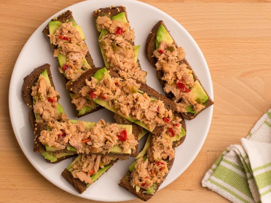 tuna on top of avocado toast