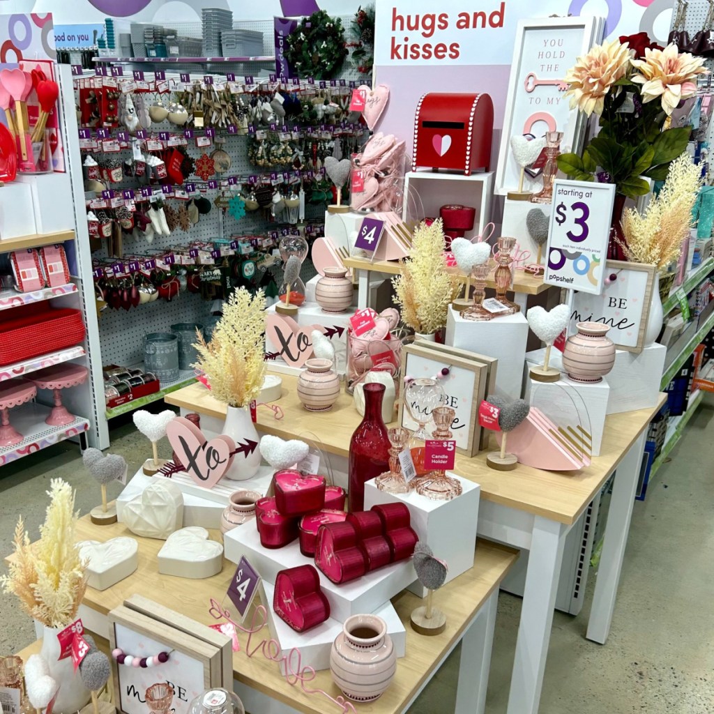 pOpshelf store Valentine's Display