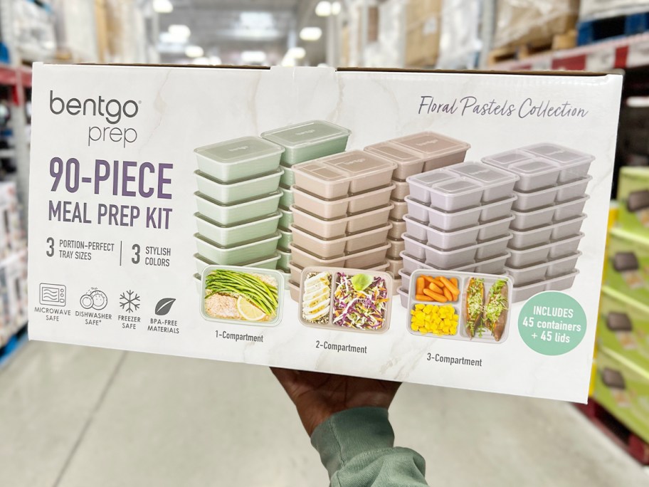 hand holding bentgo meal prep set box at sams club