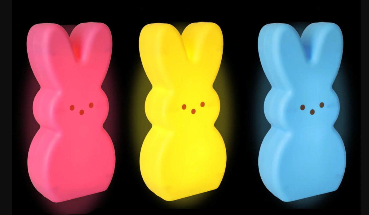 pink yellow and blue peep lights