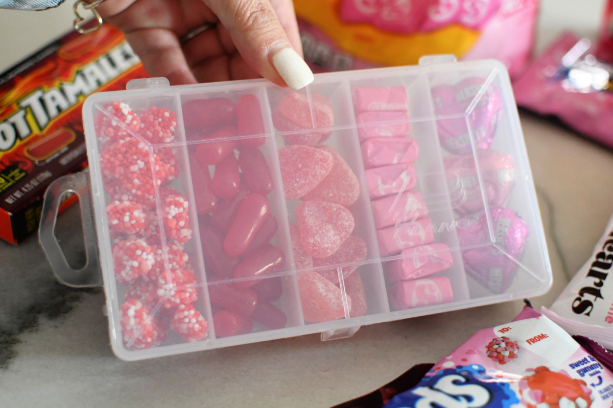 Make Valentine’s Day Candy Snackle Boxes (Easy & Fun Gift Idea!)