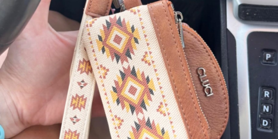 Dual Pouch Keychain Wallet Just $11.92 on Amazon (Reg. $20) | lululemon Look For Less