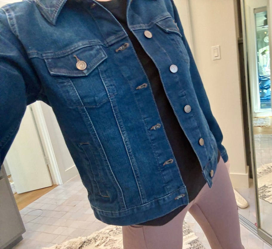 *HOT* Women’s Denim Jacket from $8.70 on Walmart.online (Reg. $23)