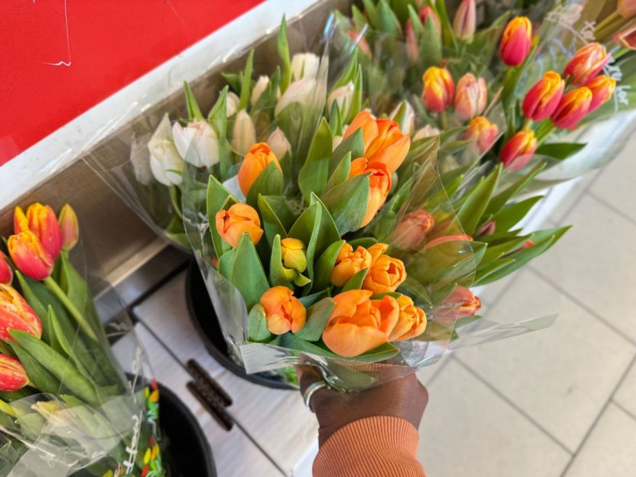 DoorDash DashPass Members Get a Whopping 40% Off Flowers AND $75 in FREE Gifts