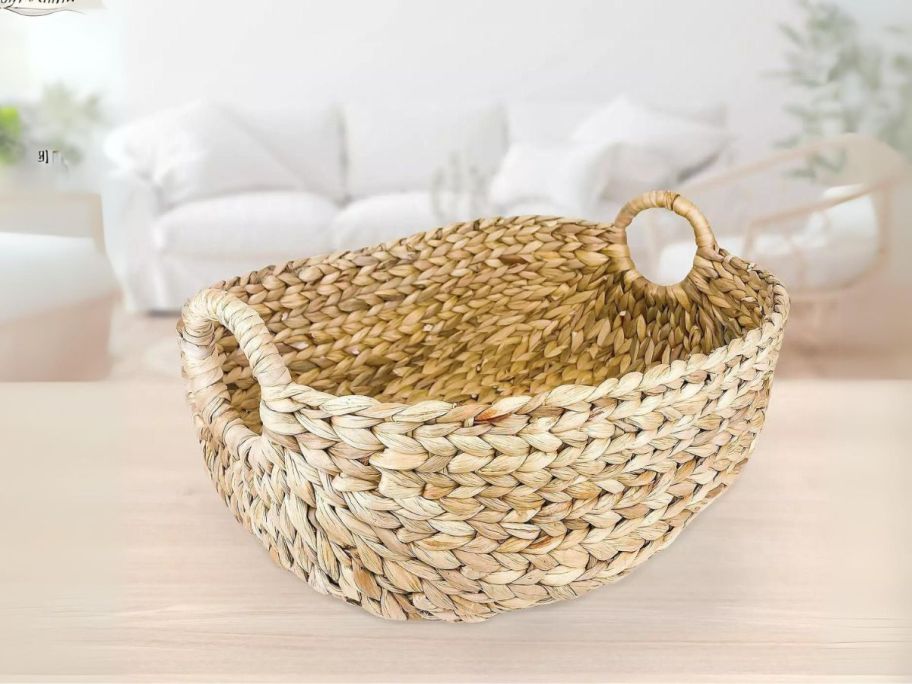 Belle Maison Scoop-Shaped Water Hyacinth Basket in living room