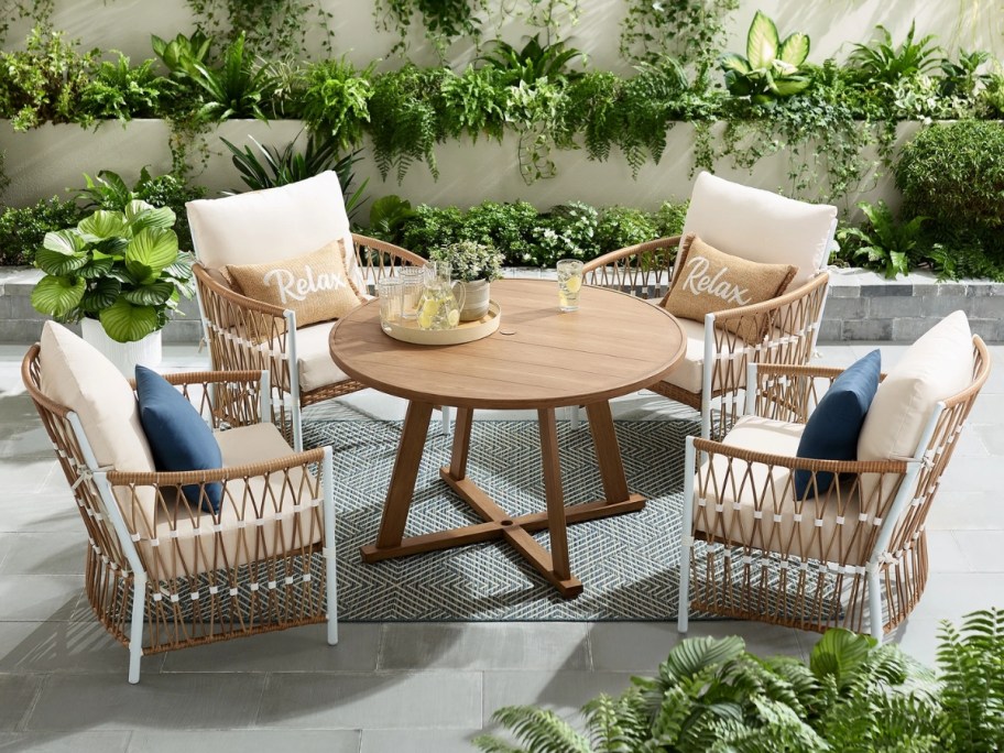 Better Homes & Gardens Lilah 5-Piece Outdoor Dining Set