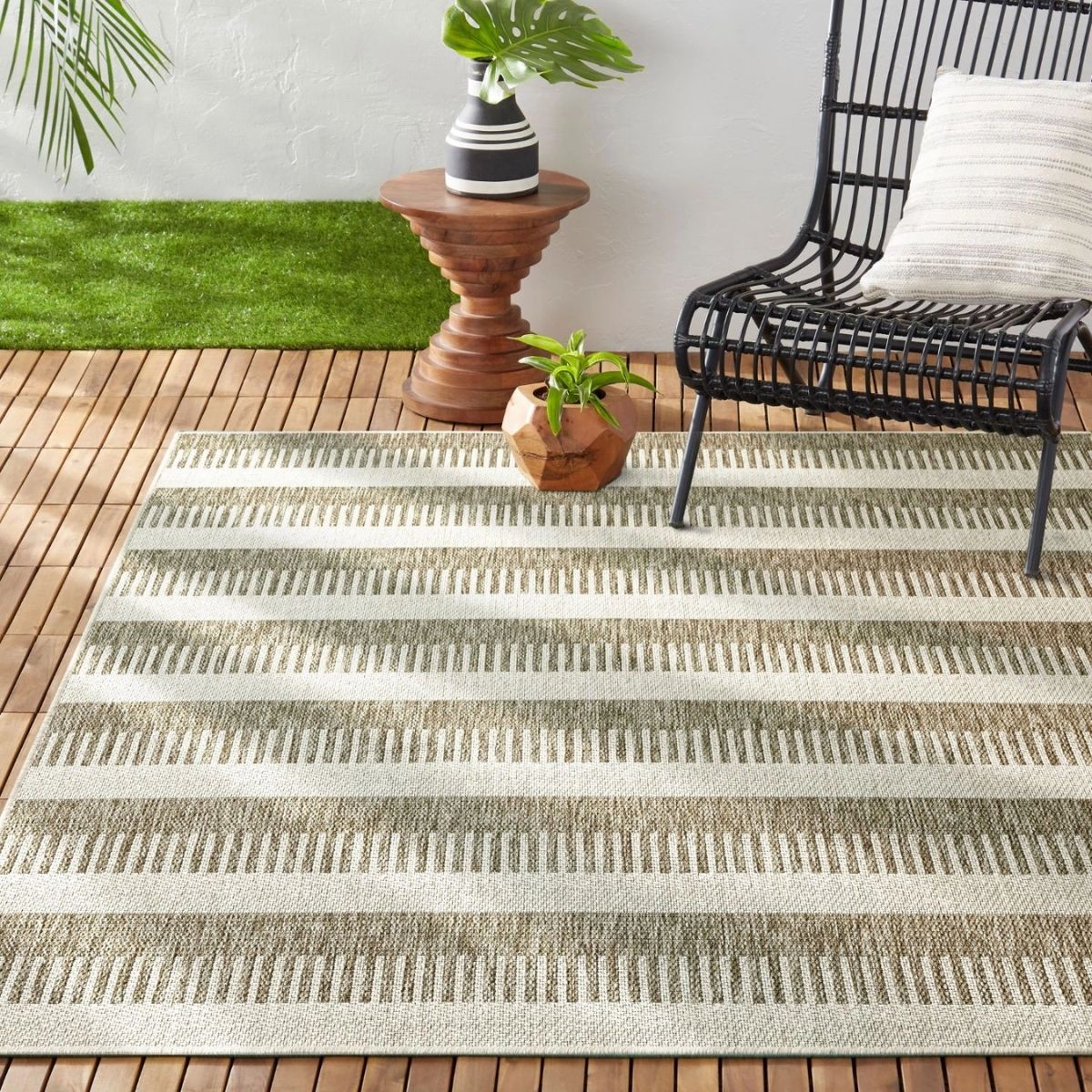 Sam’s Club 8×10 Indoor/Outdoor Rugs Just $64.98 (Reg. $90)