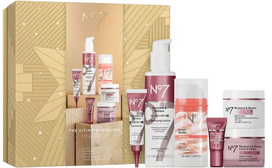 no7 ultimate skincare collection set stock image 