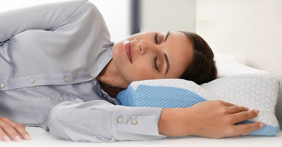 woman using Z-hom Memory Foam Pillow 