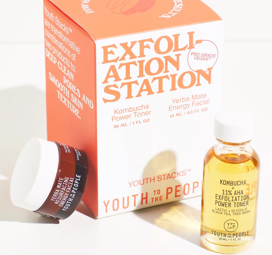 Youth To The People Exfoliation Station gift set