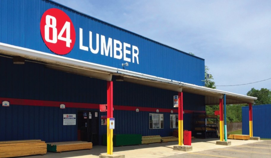 exterior of 84 Lumber store