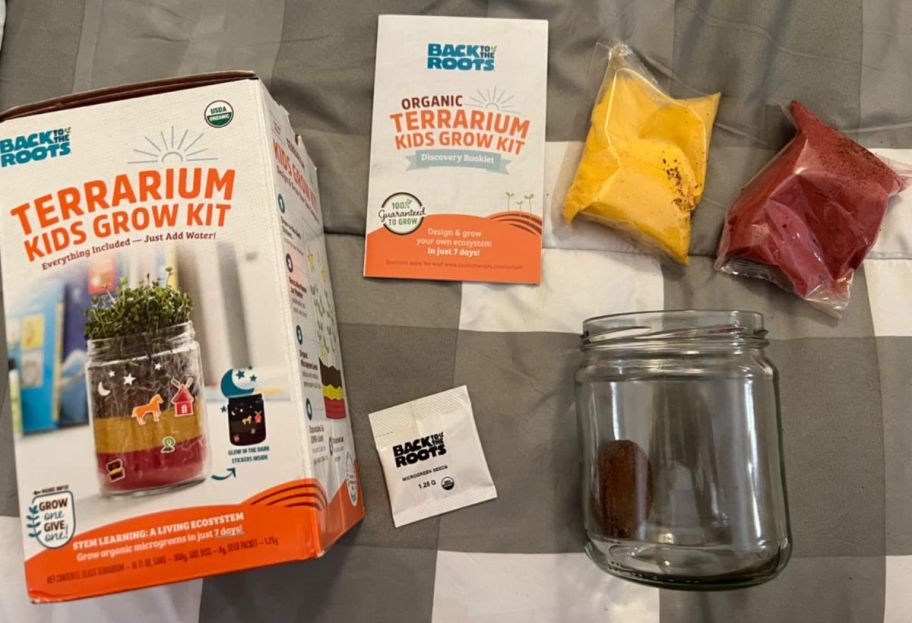 Microgreens grow kit contents