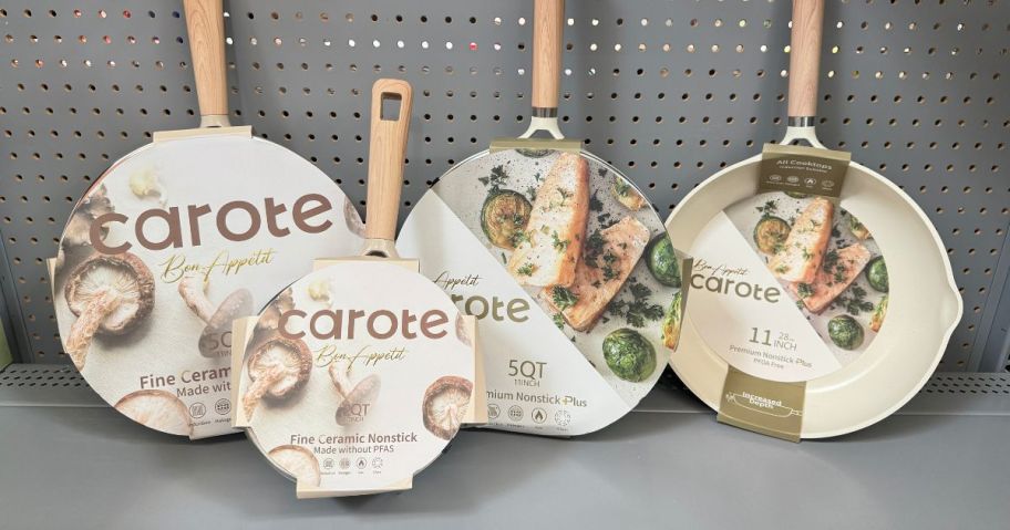 4 Carote ceramic pots and pans in a store