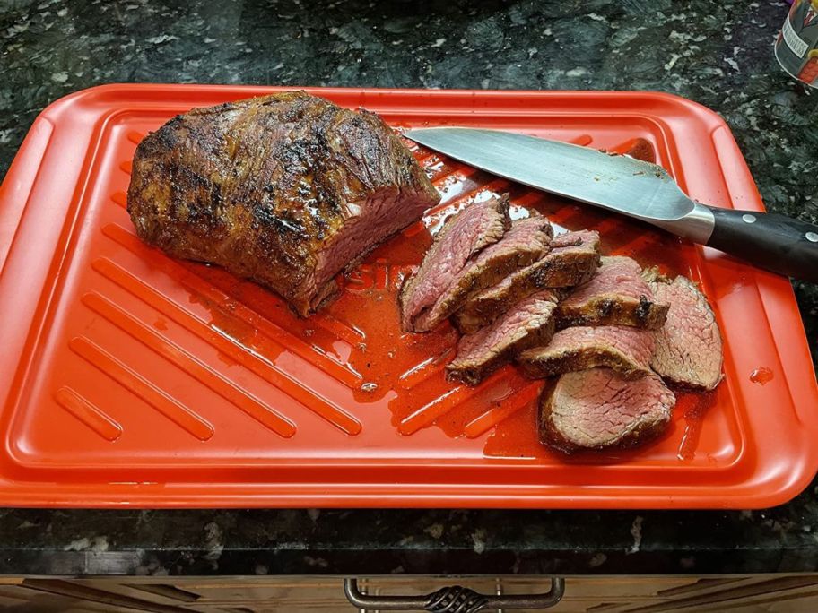 A steak on a Cuisinart Grilling Prep and Serve Trays 2