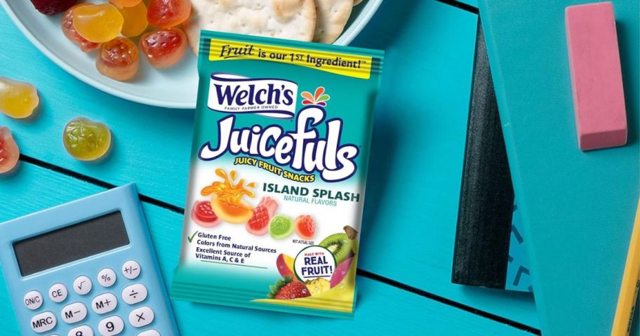 welch's juicefuls pack on table