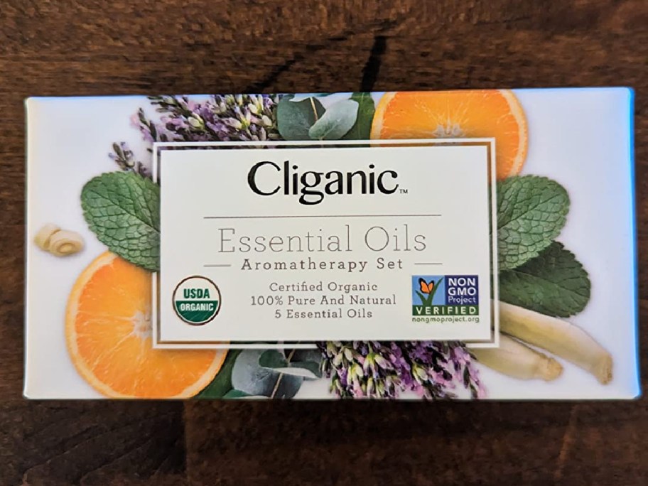 Cliganic-essential-oils-inside-of-their-boxs