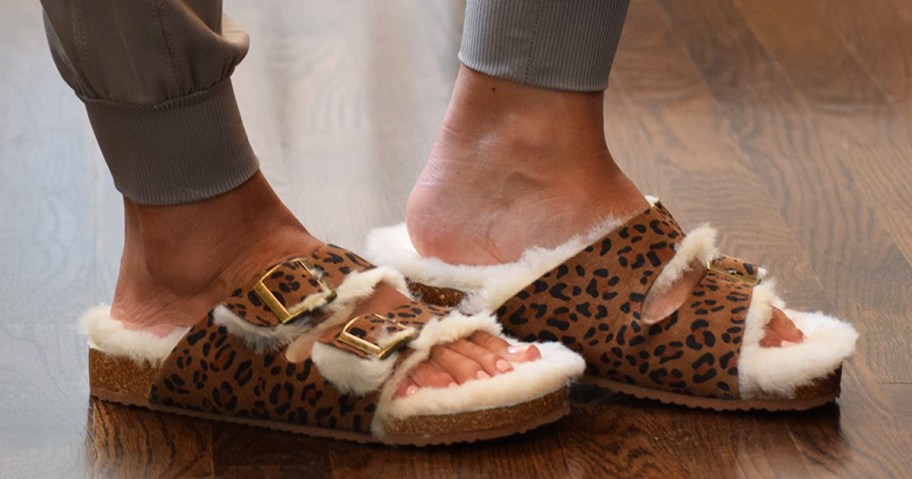 woman wearing leopard print double band slipper slides