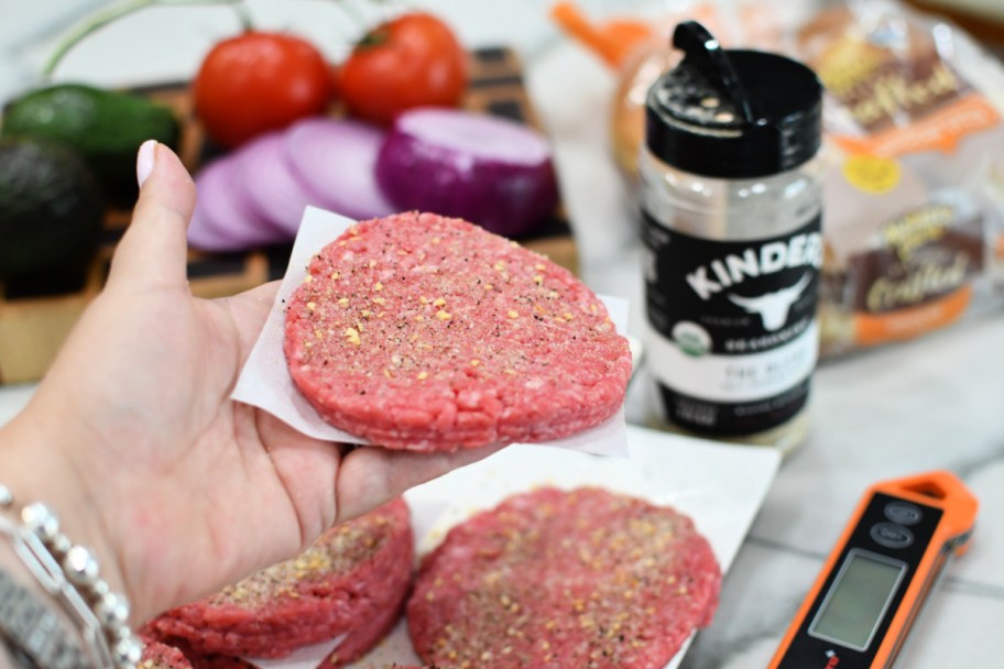 seasoning burger patties using Kinders seasoning