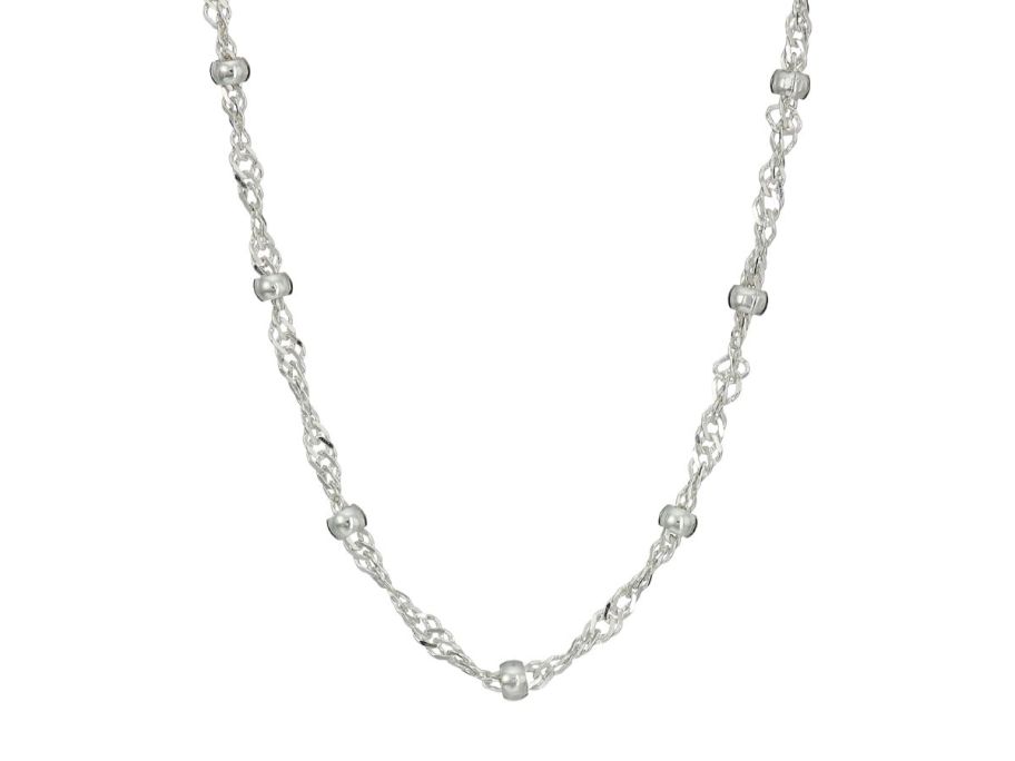 A siler necklace