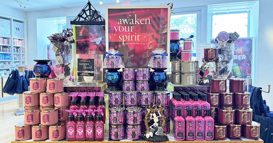 store display of bath & body works halloween products