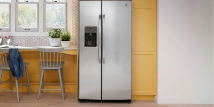 RUN! GE Side-by-Side Refrigerator JUST $779 for Lowe’s Rewards Members (Reg. $1,799)