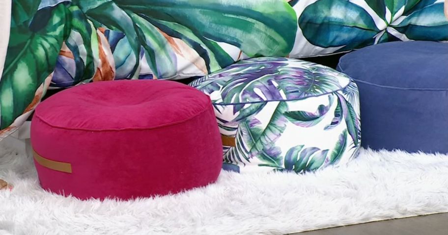 South Street Loft 22 Round Pouf