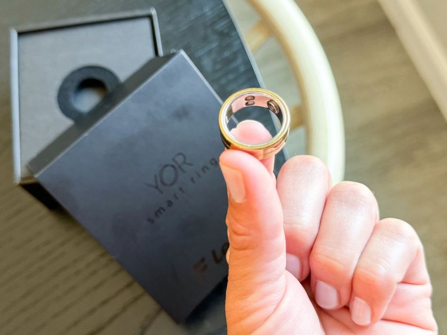 Smart Ring w/ Sleep & Fitness Tracking Just $89.99 Shipped (Oura Ring Alternative!)