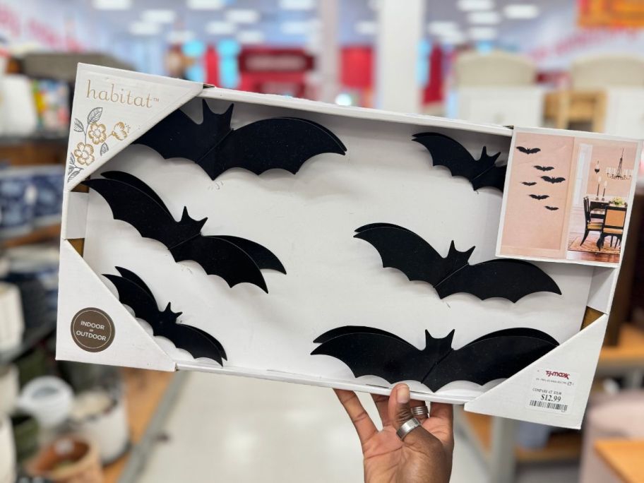 bat wall decor set