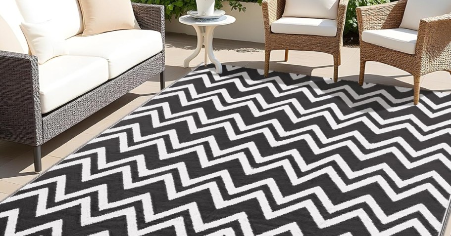 Large Waterproof Outdoor Rug Just $14.99 on Amazon (Reg. $40)