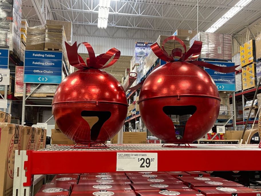 Member's Mark 2-Piece Oversized Jingle Bell Decor in store