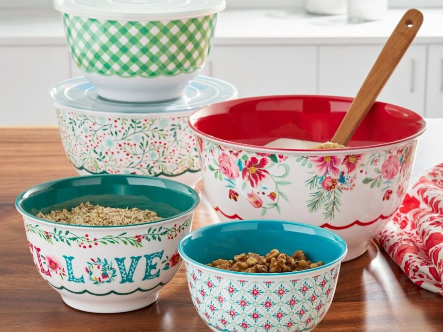 The Pioneer Woman Melamine Mixing Bowl 10-Piece Set in Merry Meadow