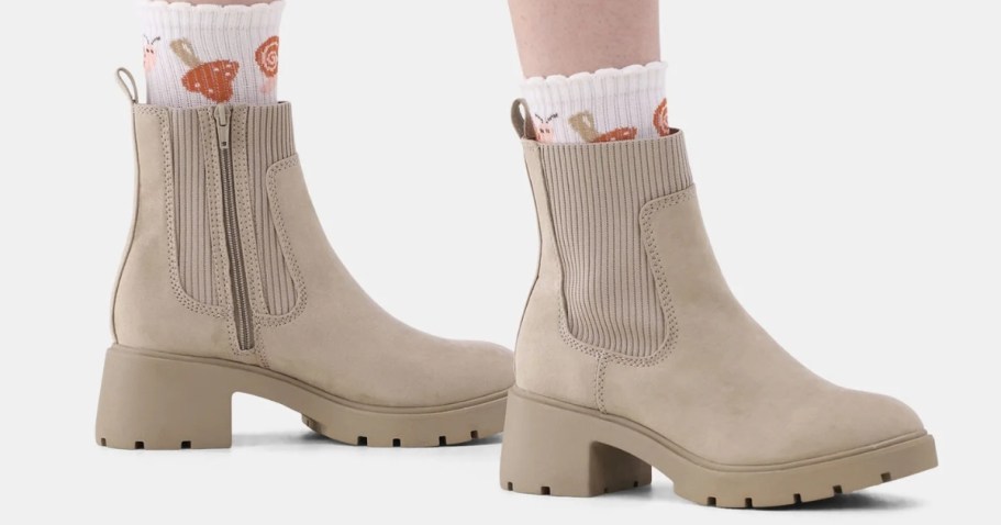 6 Trendy Women’s Boots UNDER $20 on Walmart.online